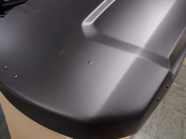 Bagageiro Thule Force XT de 400 Litros de Outlet - Detalhe Superior - Imagem 2