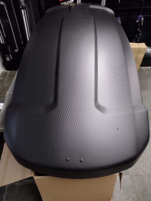 Bagageiro Thule Force XT de 400 Litros de Outlet - Detalhe Superior - Imagem 3