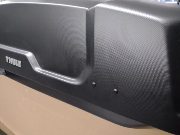 Bagageiro Thule Force XT de 400 Litros de Outlet - Detalhe Superior - Imagem 6