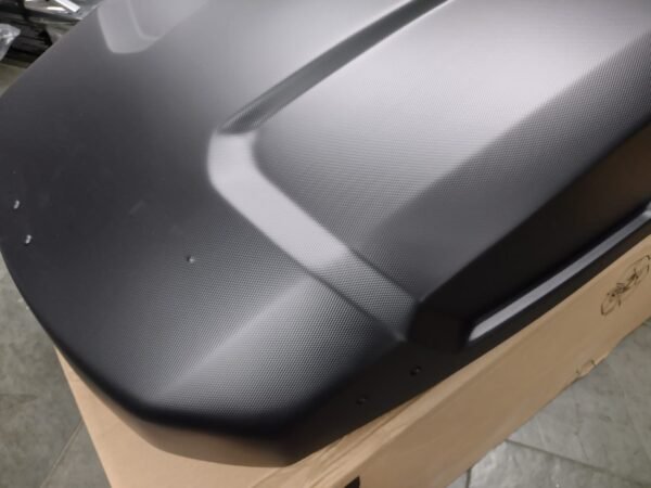 Bagageiro Thule Force XT de 400 Litros de Outlet - Detalhe Superior - Imagem 7