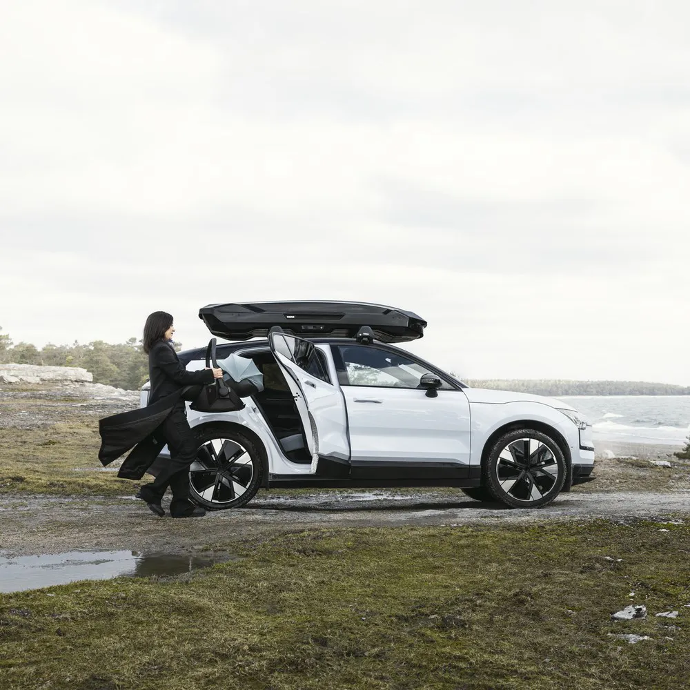 Bagageiro Thule Motion 3 XXL Black Glossy - 600L 6399 - Imagem 7